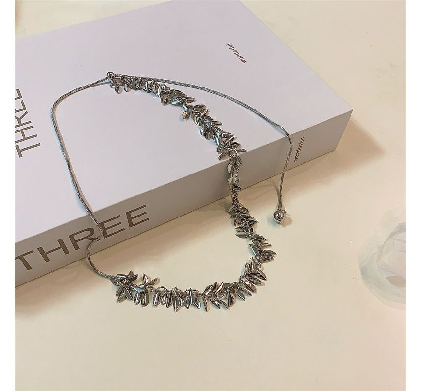 Leaf Lariat Fringed Necklace