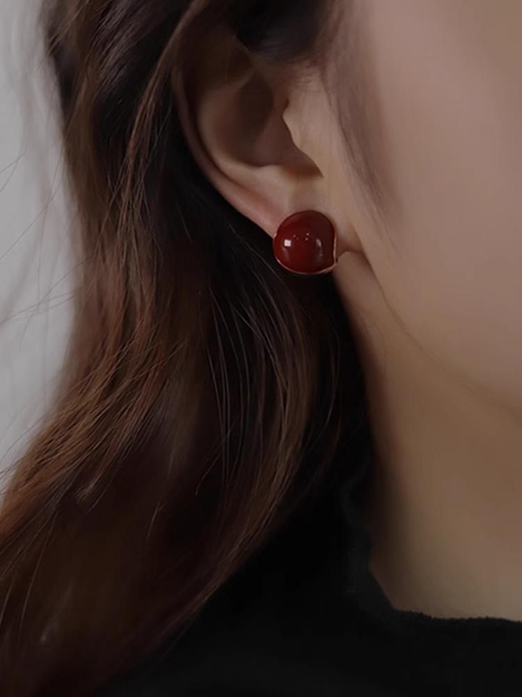 Earring Stud Ear Clip-On / Bead