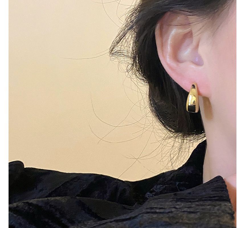 Hoop Earring Chunky