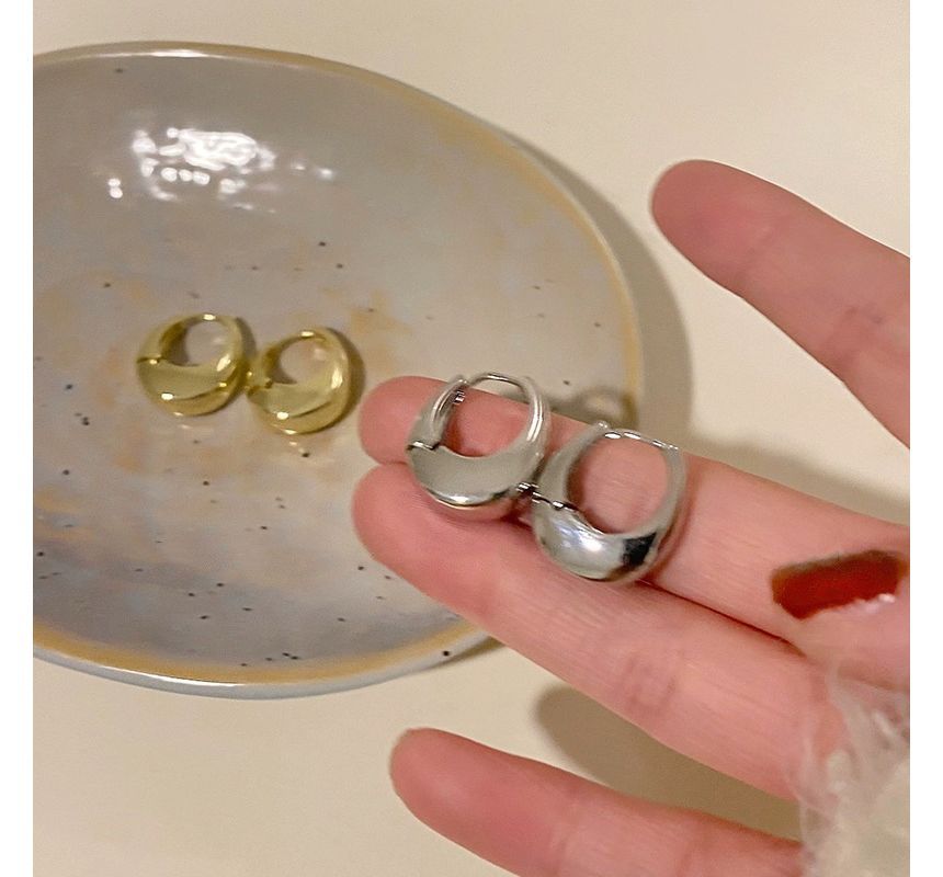 Hoop Earring Chunky