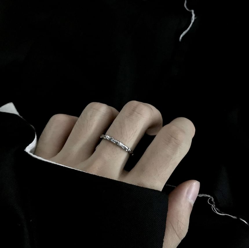 Irregular Ring