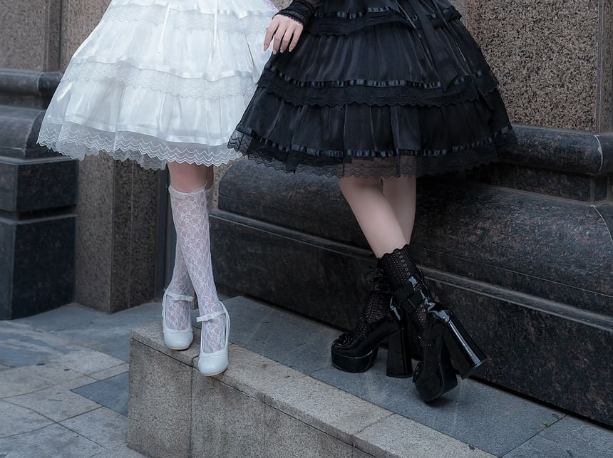 Lolita Spaghetti Strap V-Neck Ruffle Trim  Tiered A-Line Dress / Gloves / Set