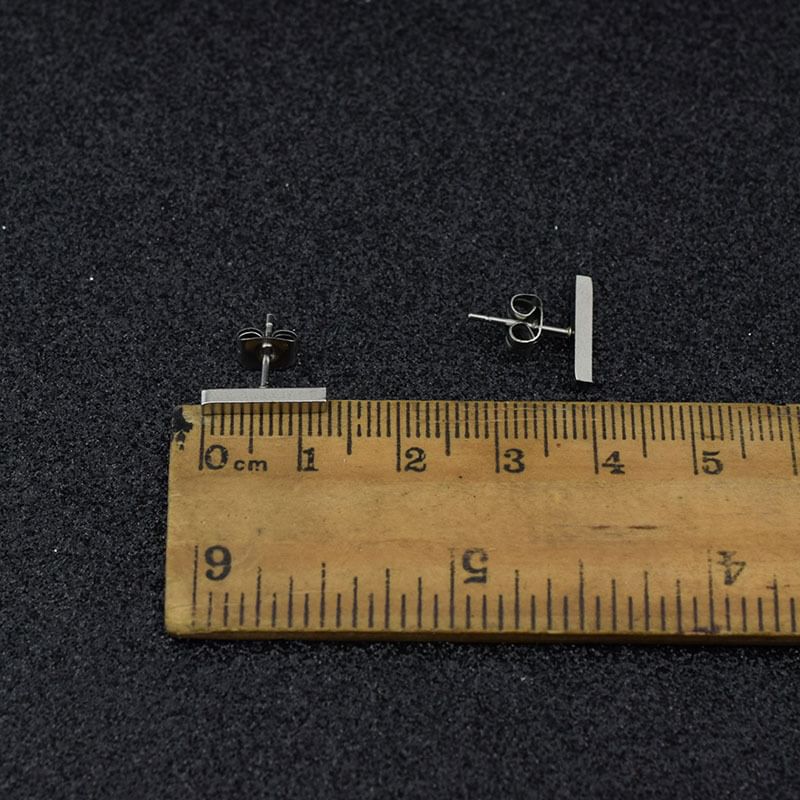 Bar Ear Stud