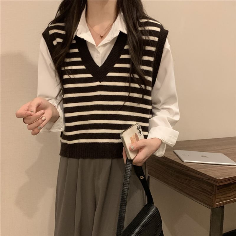 Striped Knit V-Neck Vest