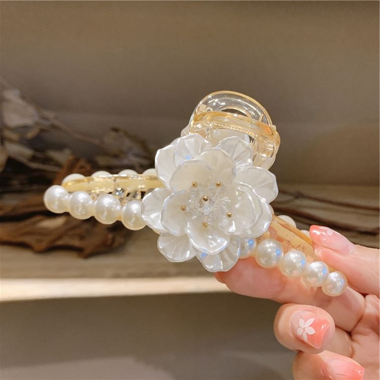 Floral Acrylic Faux Clamp Pearl Hair