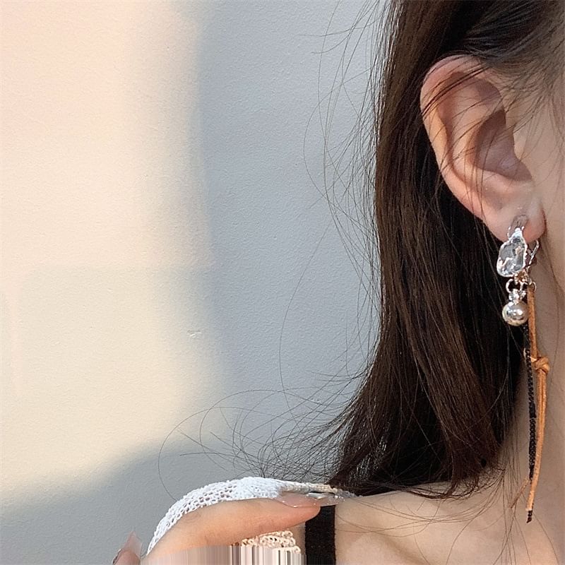 Faux Dangle Cord Alloy Leather Earring