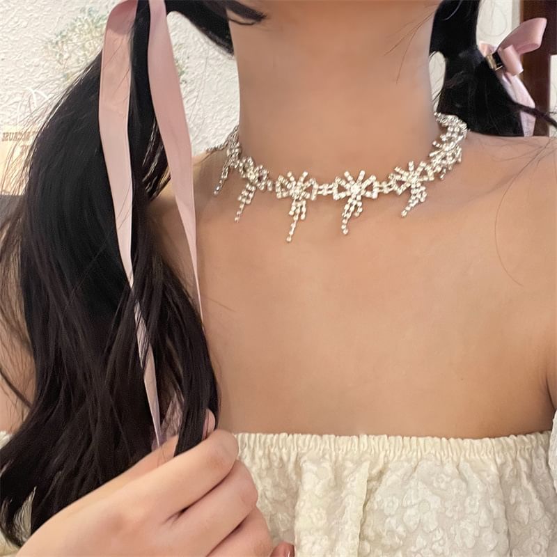 Ribbon Rhinestone Hair Clip