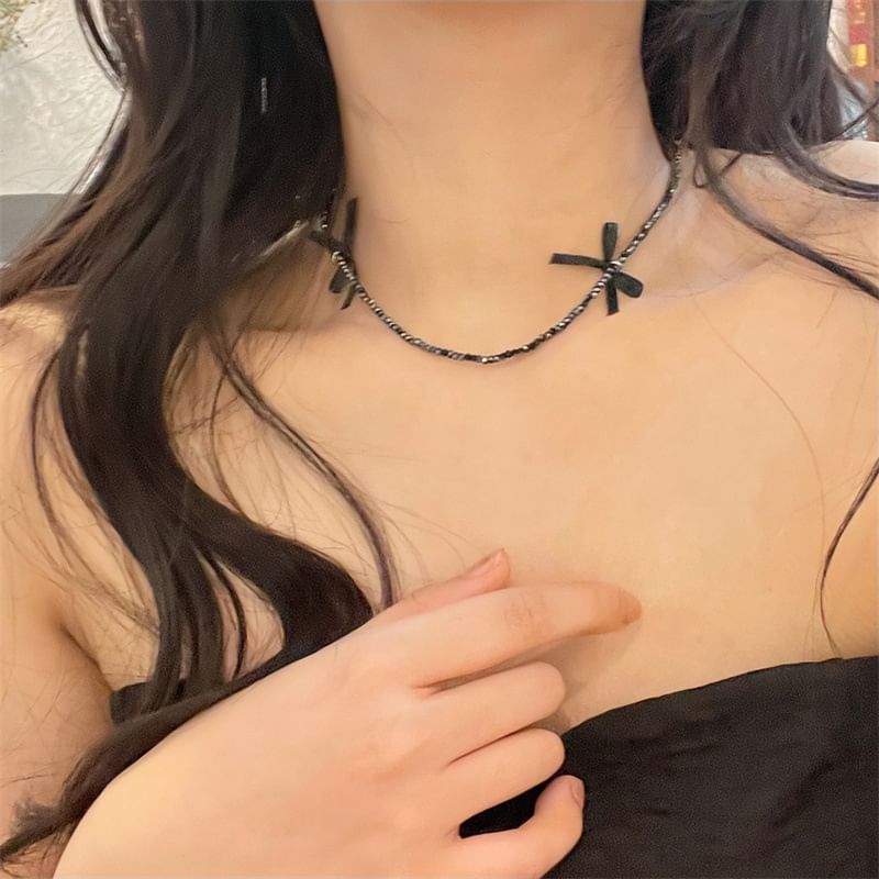 Ribbon Alloy Choker