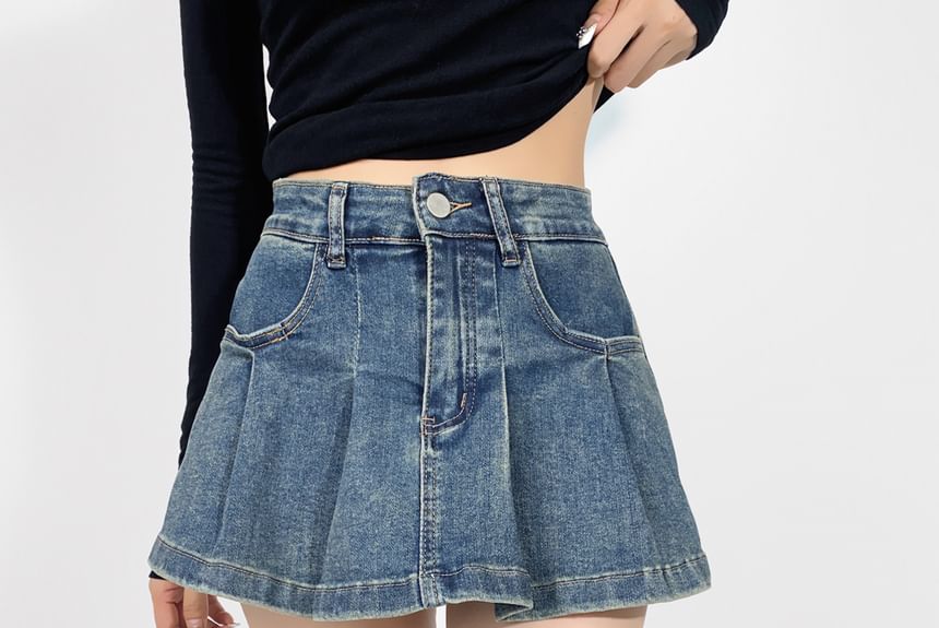 Mid Waist Washed Denim Mini Skorts