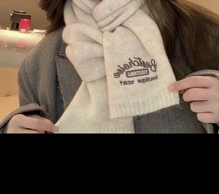 Lettering Embroidered Knit Scarf