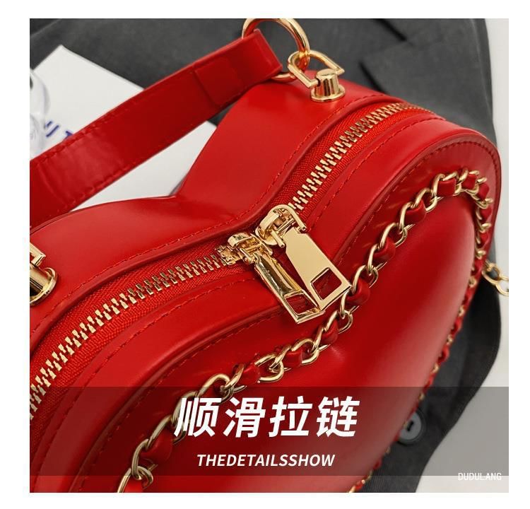 Crossbody Heart Chained Bag