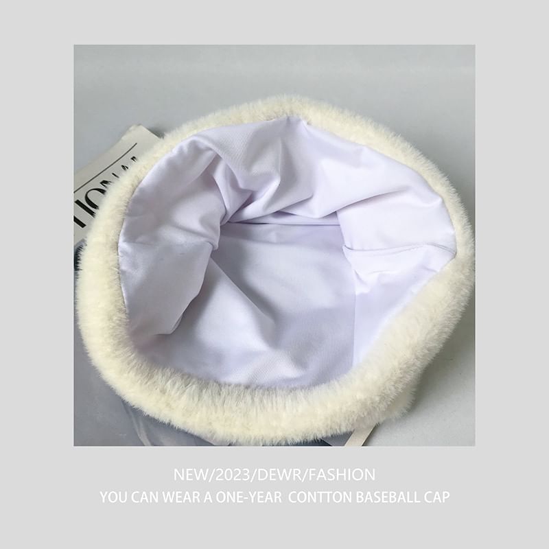 Knit Ear Beanie Applique Cat