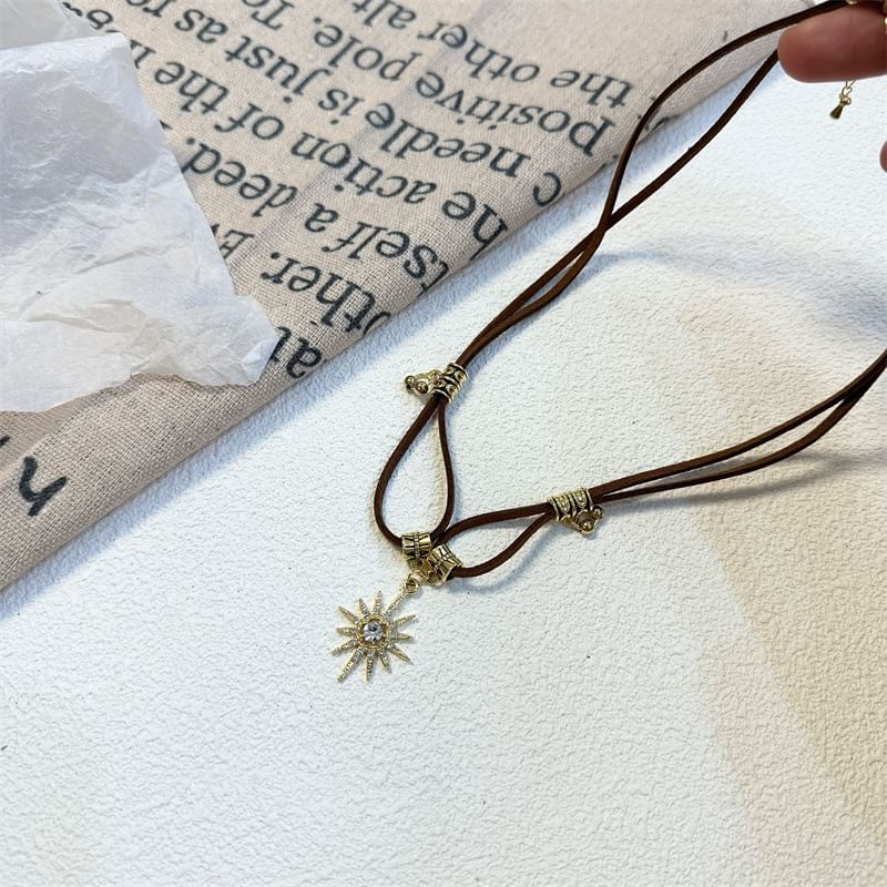 Pendant Necklace Sun Faux Leather Rhinestone