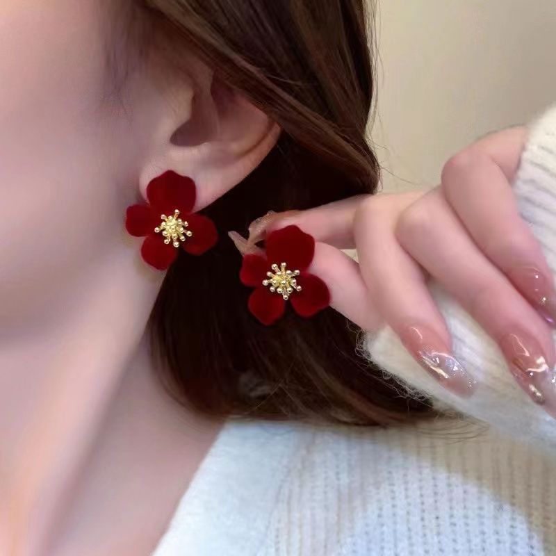 Floral Ear Stud
