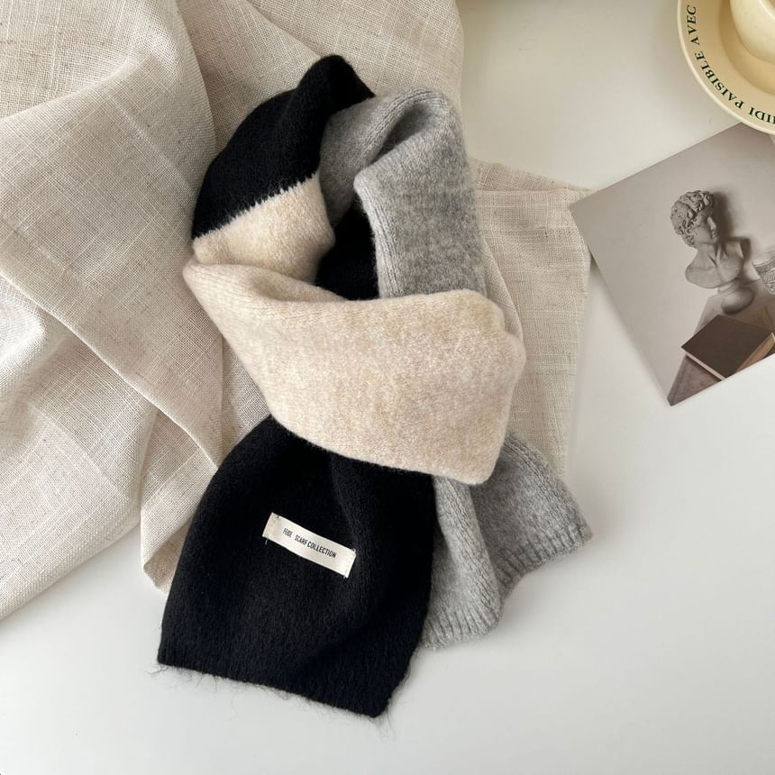 Color Scarf Block Knit