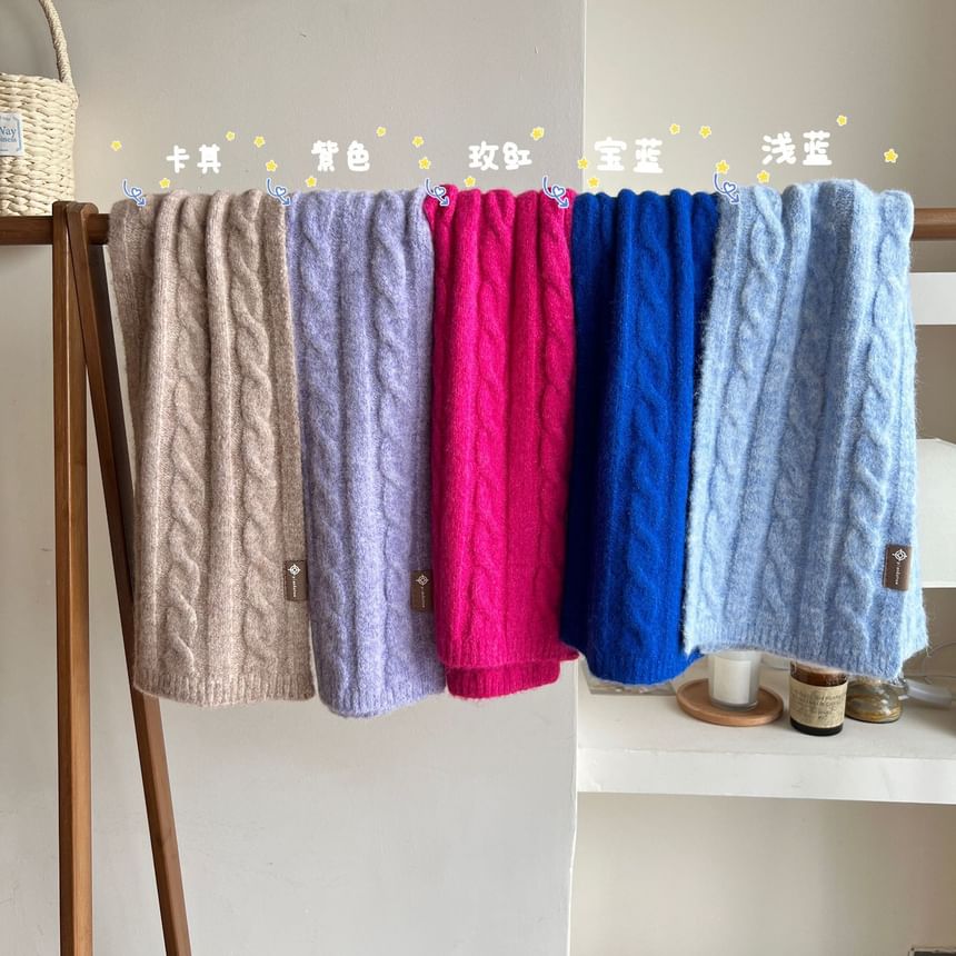 Knit Scarf Cable Plain