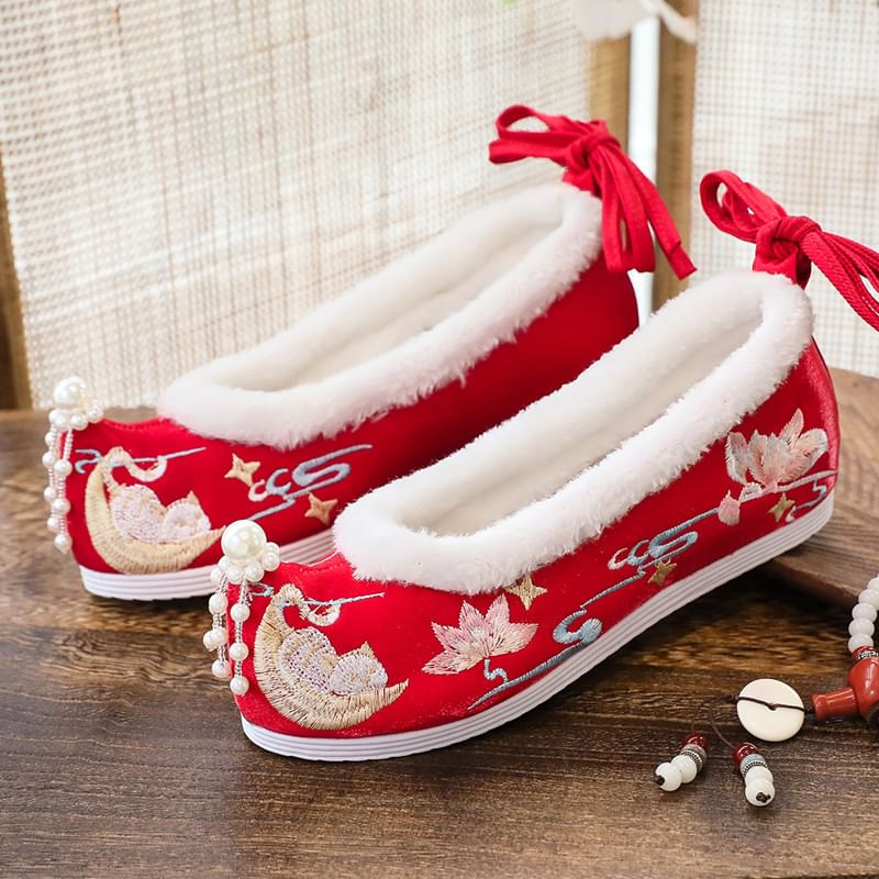 Embroidered Fluffy Hanfu Flats