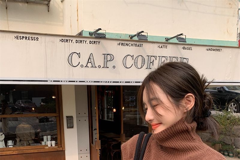 Sweater Loose-Fit Plain Cold-Shoulder Turtleneck