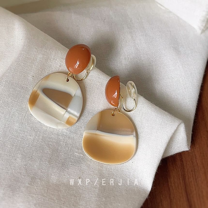 Drop Ear Alloy Acrylic Cuff