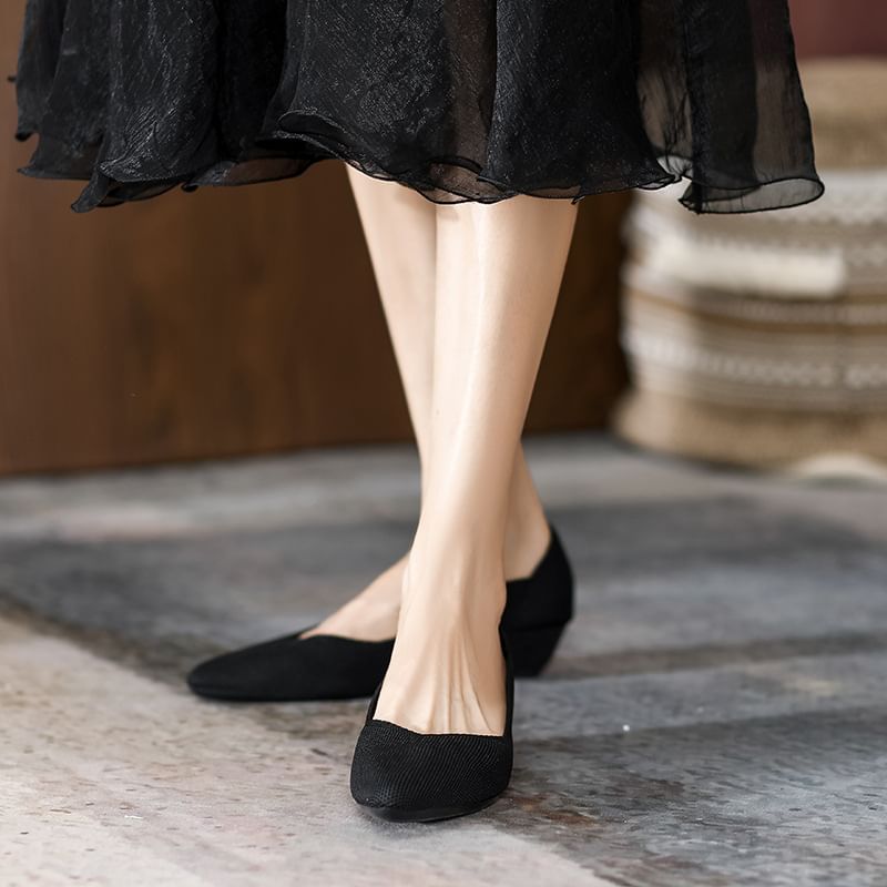 Wedge-Heel Pointed Woven Pumps