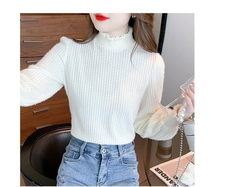 Long-Sleeve Plain Lace Neck Top Mock