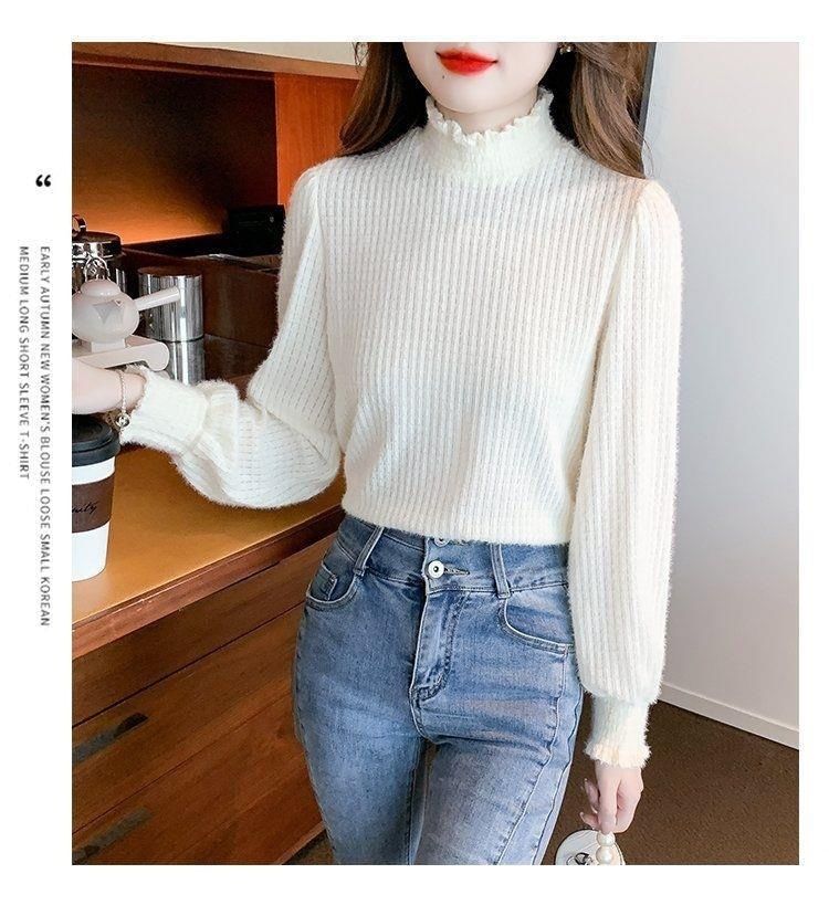 Long-Sleeve Plain Lace Neck Top Mock