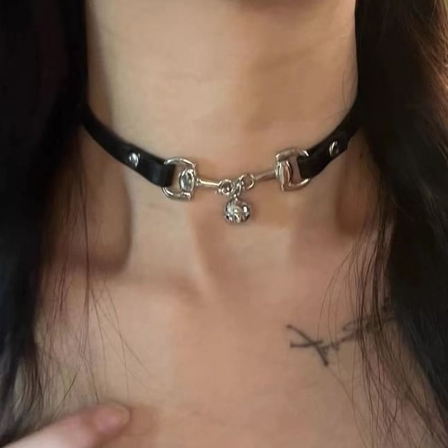 Choker Bell Faux Leather