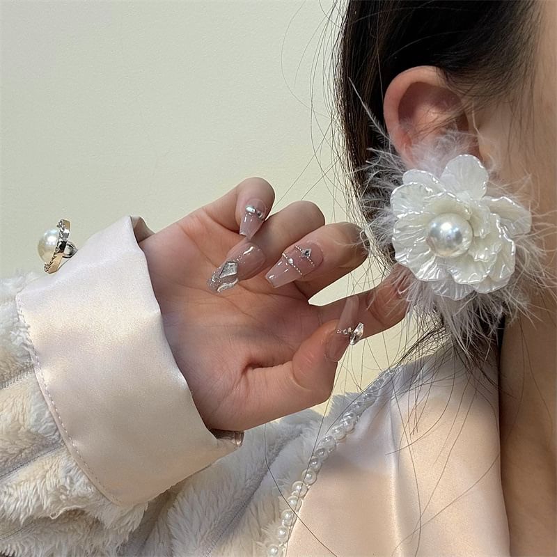 Earring Drop Floral Frayed