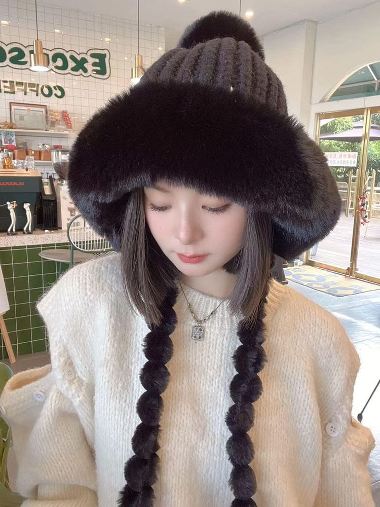 Faux Applique Trapper Hat Knit Lettering Fur