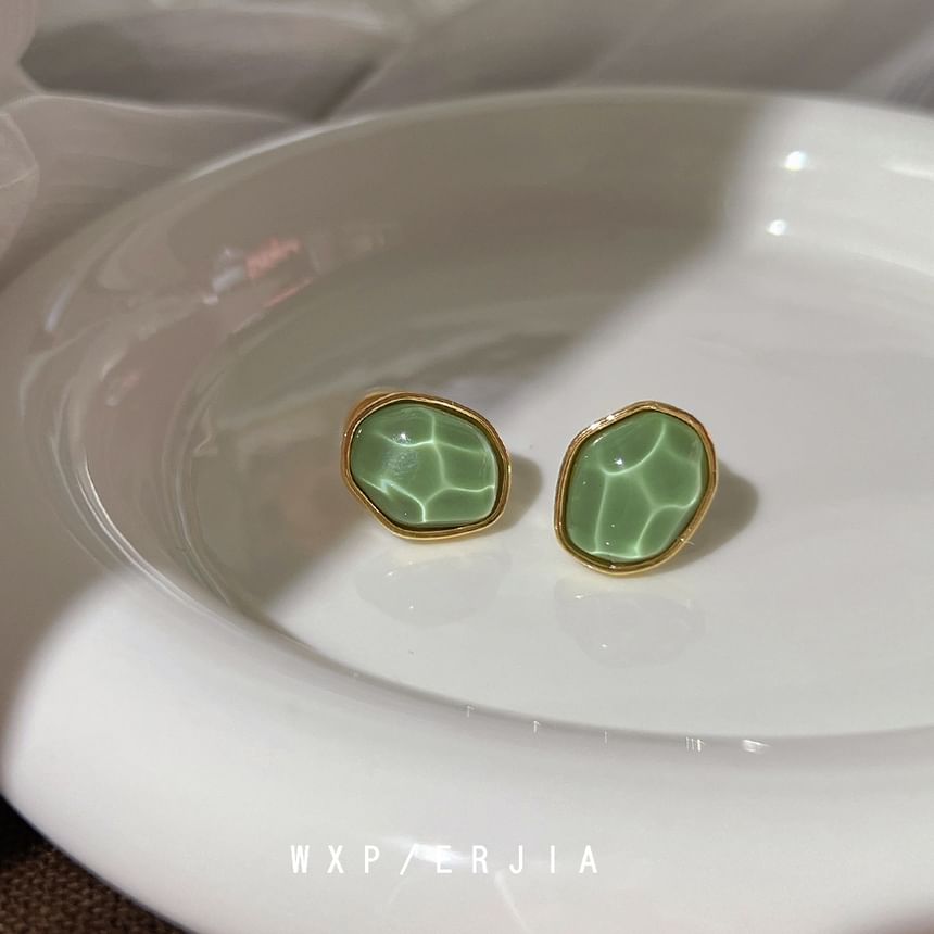 Faux Alloy Ear Irregular Gemstone Cuff