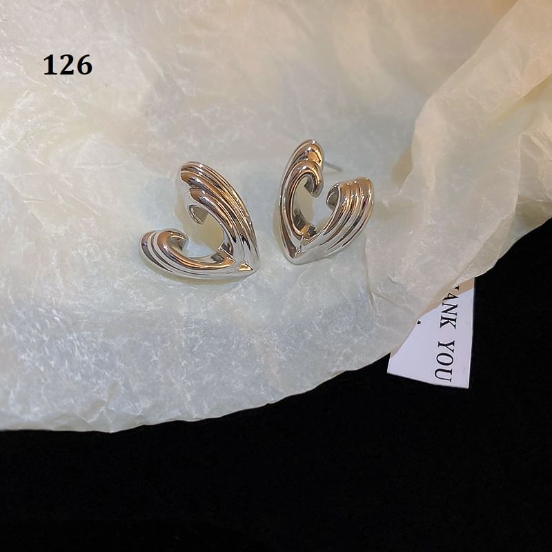 (Various Silver Tone Earring Designs)