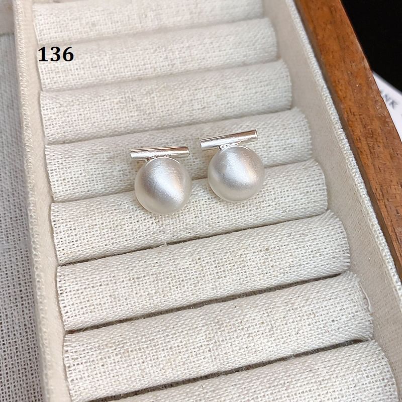 (Various Silver Tone Earring Designs)