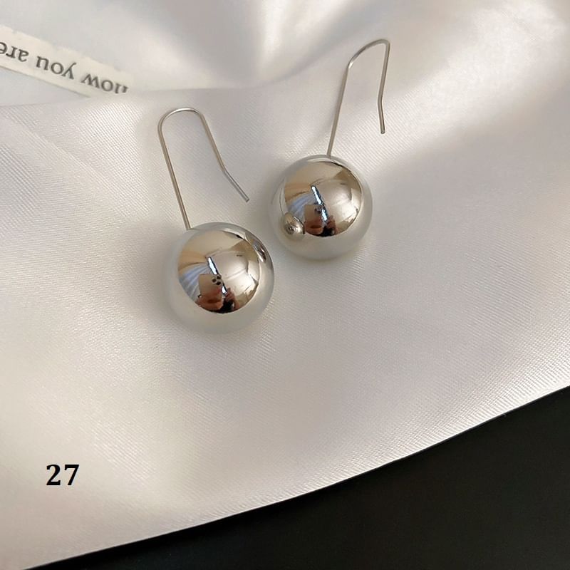 (Various Tone Designs) Silver Earring