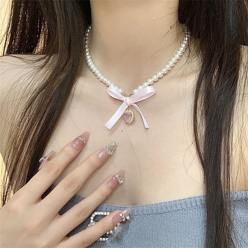 Ribbon Faux Choker Heart Pendant Pearl