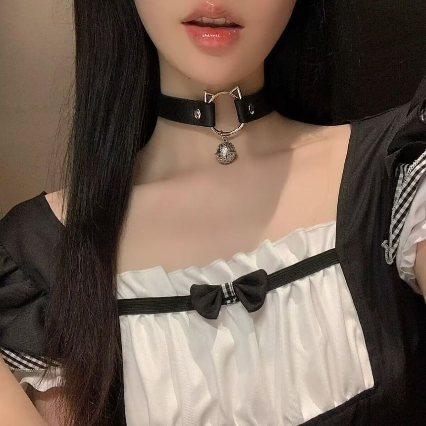 Cat Faux Alloy / Leather Choker Leash