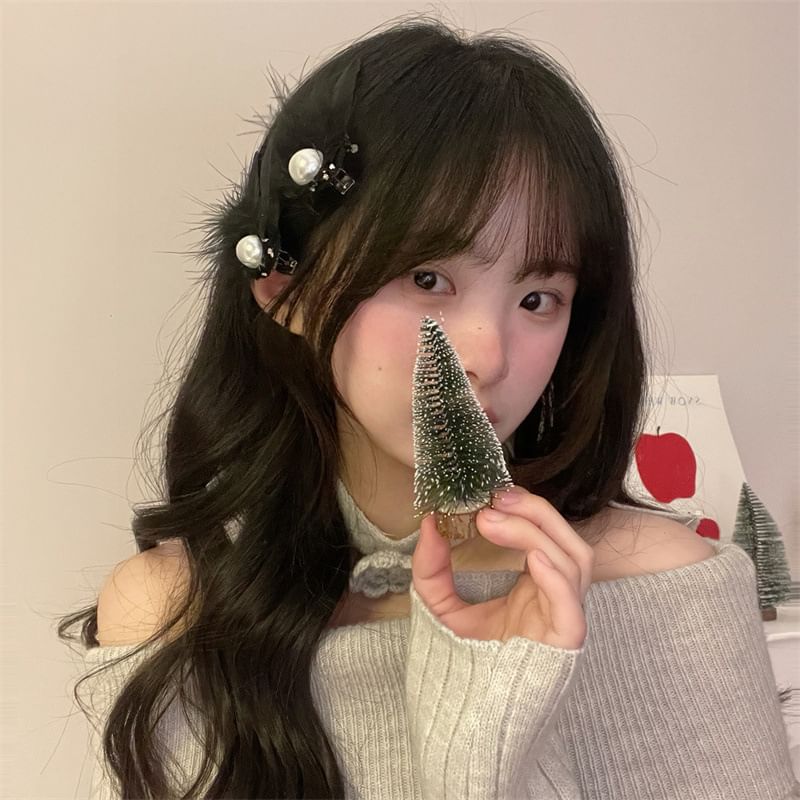 Faux Clip Hair 2: Feather Pearl Set of