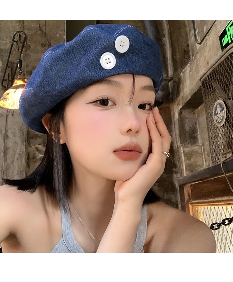 Beret Accent Denim Washed Button