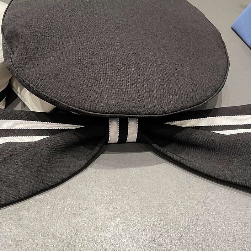 Accent Sailor Hat Bow