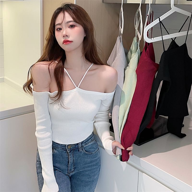 Long-Sleeve Plain Cold-Shoulder Knit Top