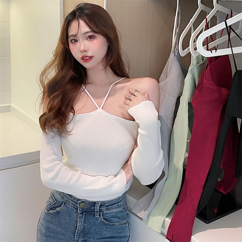 Long-Sleeve Plain Cold-Shoulder Knit Top