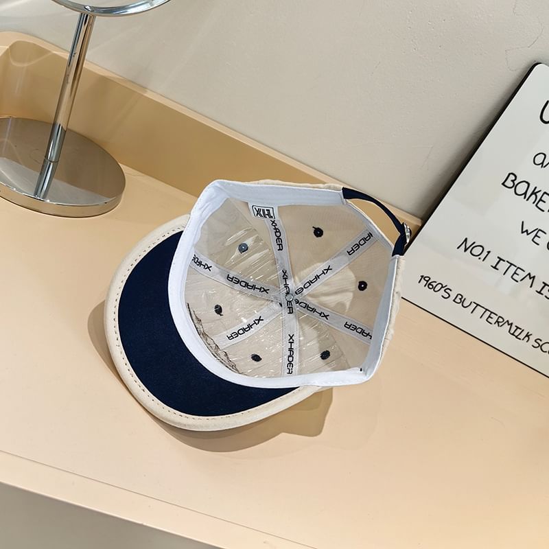 Color Embroidered Brim Short Cap Lettering Panel