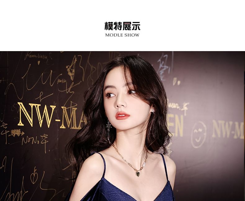 Side-Slit Cold-Shoulder Trumpet Gown Sequin Evening