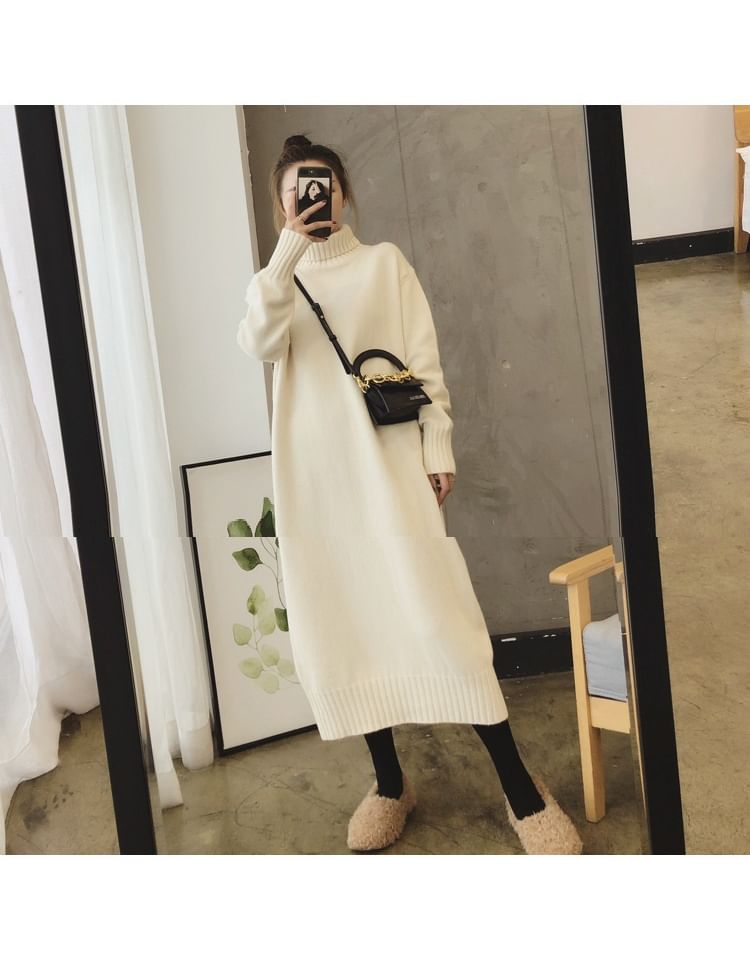 Long-Sleeve Plain Midi Sweater Turtleneck Dress