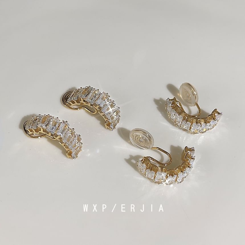 Rhinestone Alloy Ear Cuff