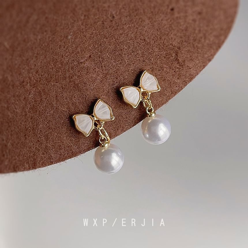 Faux Cuff Earring Bow Pearl Drop