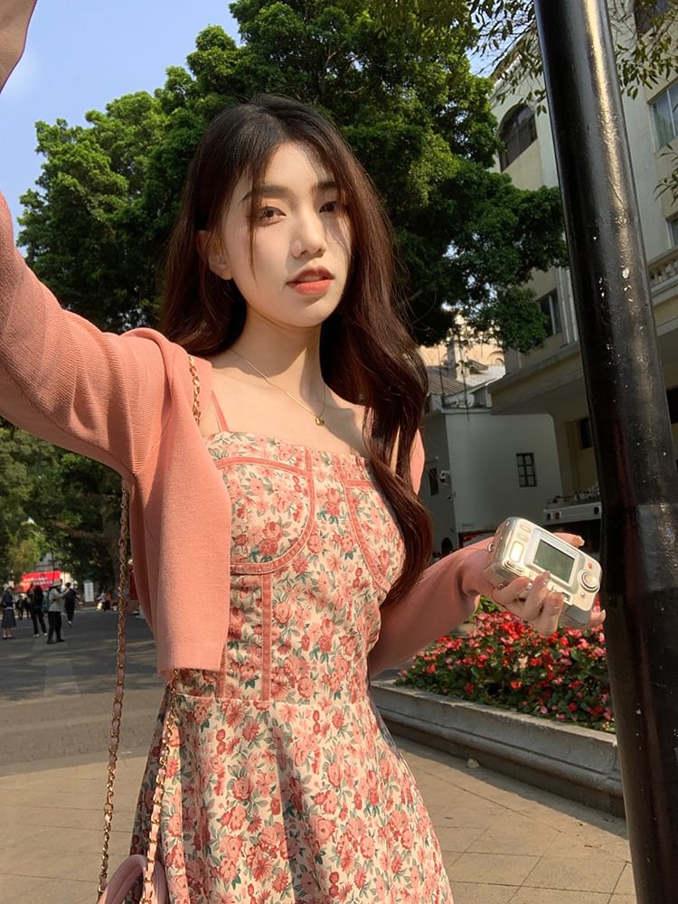 Open Cardigan Plain Mini Neck / Dress Square Strap A-Line Floral Print Front Spaghetti Crop