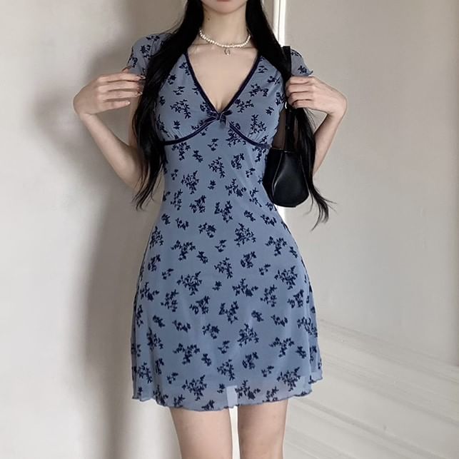 Short-Sleeve Print Mini Dress Bodycon V-Neck Floral