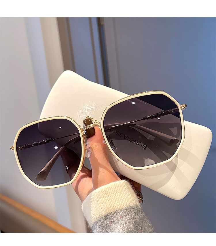 Geometric Oversized Frame Sunglasses