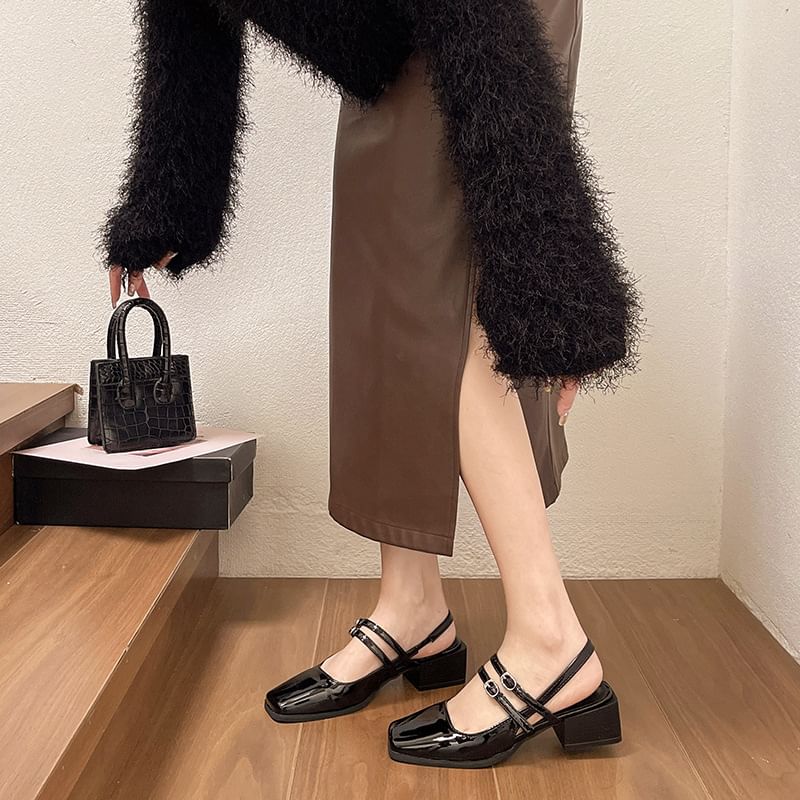 Sandals Heel Buckled Square-Toe Block Slingback