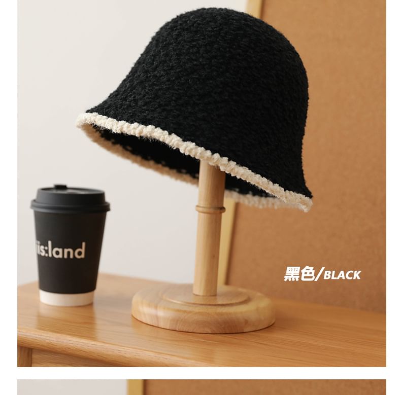 Contrast Trim Fleece Bucket Hat
